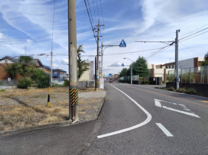 ６５９１３　本巣市上真桑土地の前面道路含む現地写真