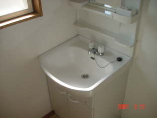 忙しい朝には欠かせない洗面所です