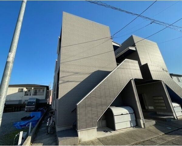 Loup　de　mer　庄内緑地公園(ルードメの外観