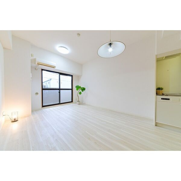 タウンエステート新栄の居間・リビング