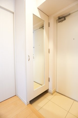 サヴォイレトワールセレステ　4階の収納|別号室のものになります。現状優先。