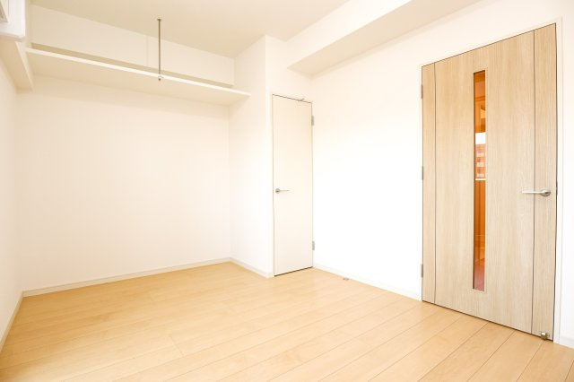 サヴォイレトワールセレステ　4階の居間・リビング|別号室のものになります。現状優先。