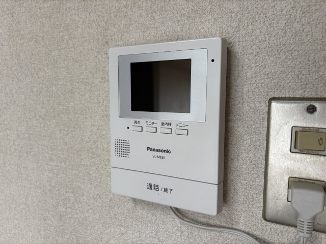 モニター付きのインターフォンです