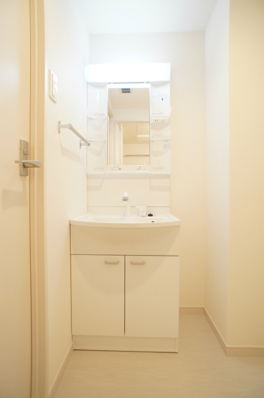 リブリ・コリーヌ日野南の洗面所