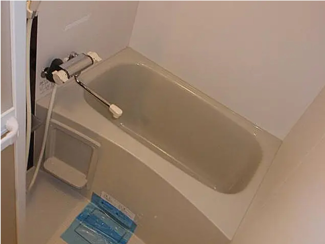 【愛知県】名古屋市中村区　1棟投資マンションの浴室