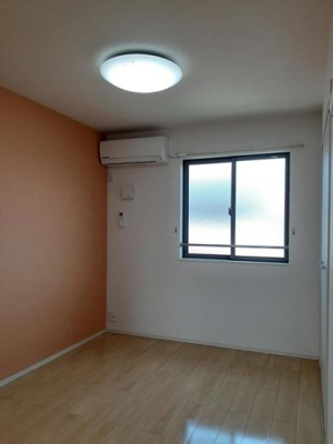 【内装】 | スタッドヴェルヴォーグ