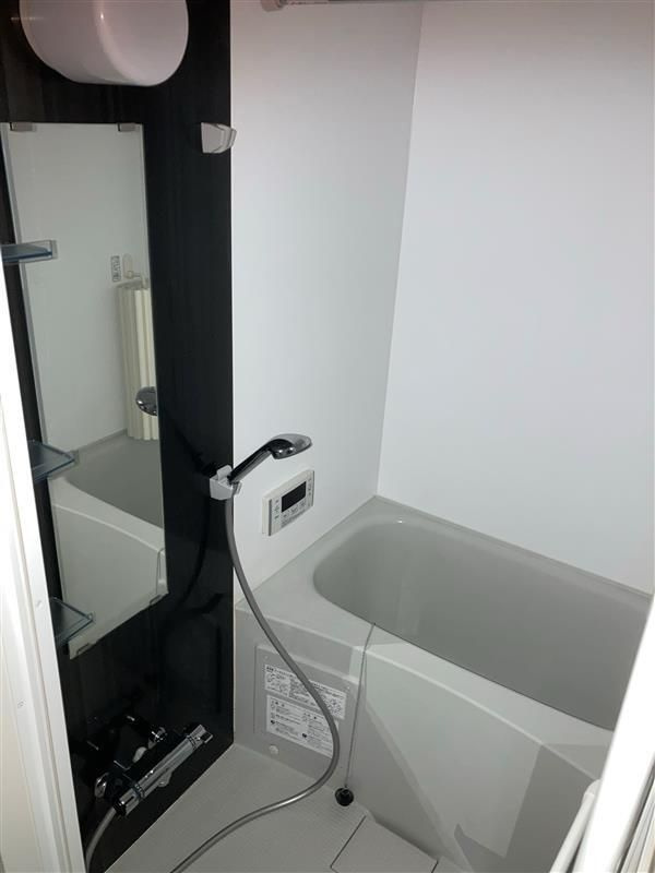 ゴールドヒルズの浴室