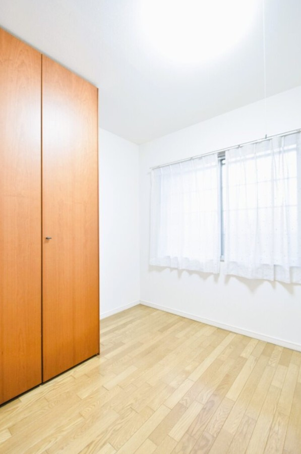 アプリコットガーデン越谷の洋室