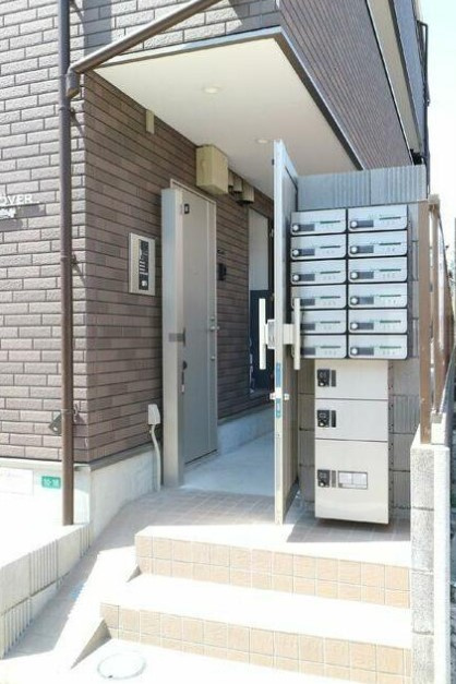 フィルクローバ川口のエントランス