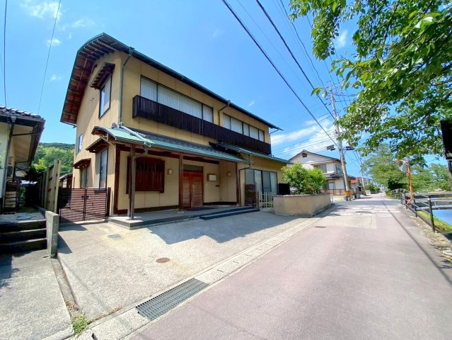 玉湯町玉造店舗兼用住宅