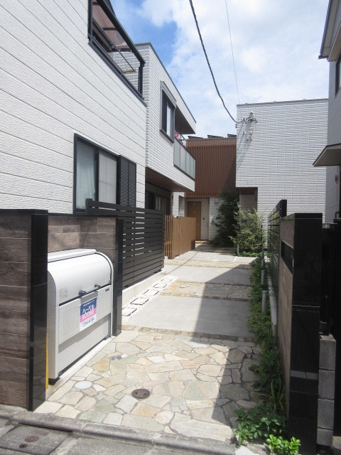 ｇｒａｎｄｅ　ｐｌａｇｅ　グランプラージュのロビー|★アプローチ★