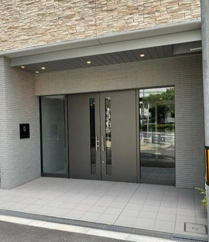 プランドール堂島のエントランス