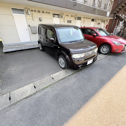 パークビレッジの駐車場