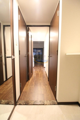 【玄関】 | スプランディッド新大阪Ⅴ