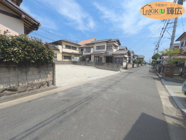 高砂市西畑4丁目　土地の前面道路含む現地写真