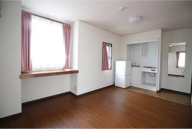 【愛知県】名古屋市瑞穂区　1棟売りマンションの居間・リビング