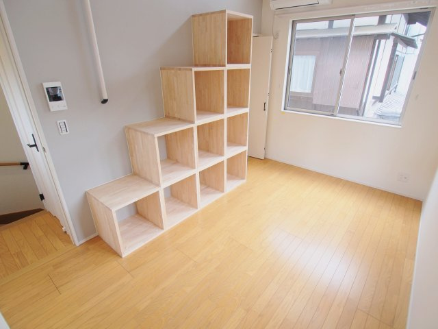 ＣＡＳＡ　ＧＲＡＮＯ（カーサグラーノ）の居間・リビング