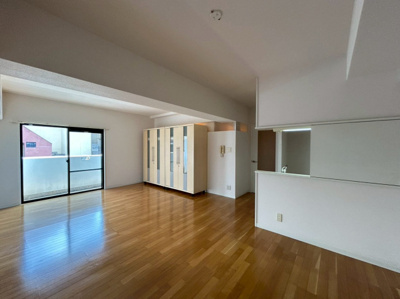 【居間・リビング】 | カーサ・マリー