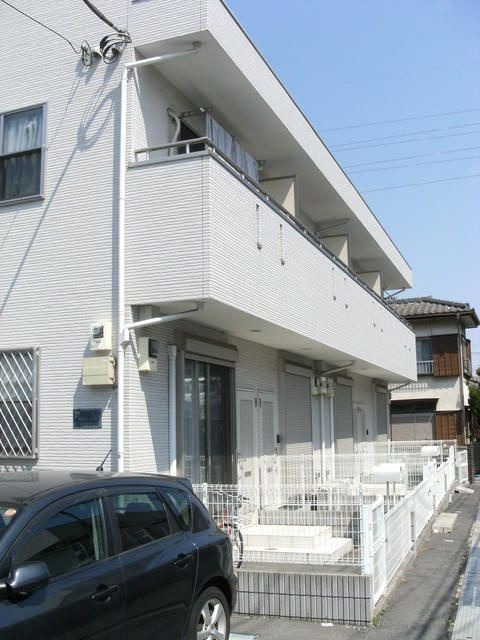 ホワイトヒルズの外観