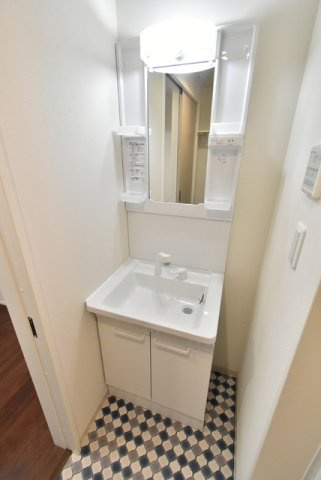 Ｃｈｅｒｉｍ黄金　名古屋市賃貸　仲介手数料無料の洗面所