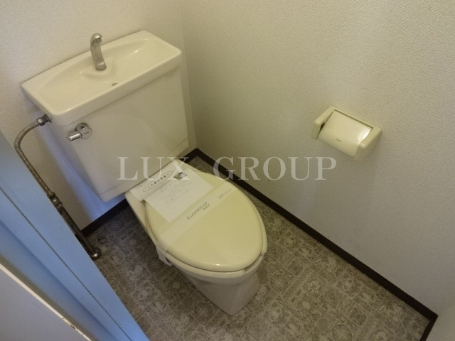 【トイレ】 | エミグラント