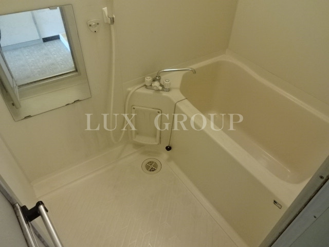 【浴室】 | エミグラント