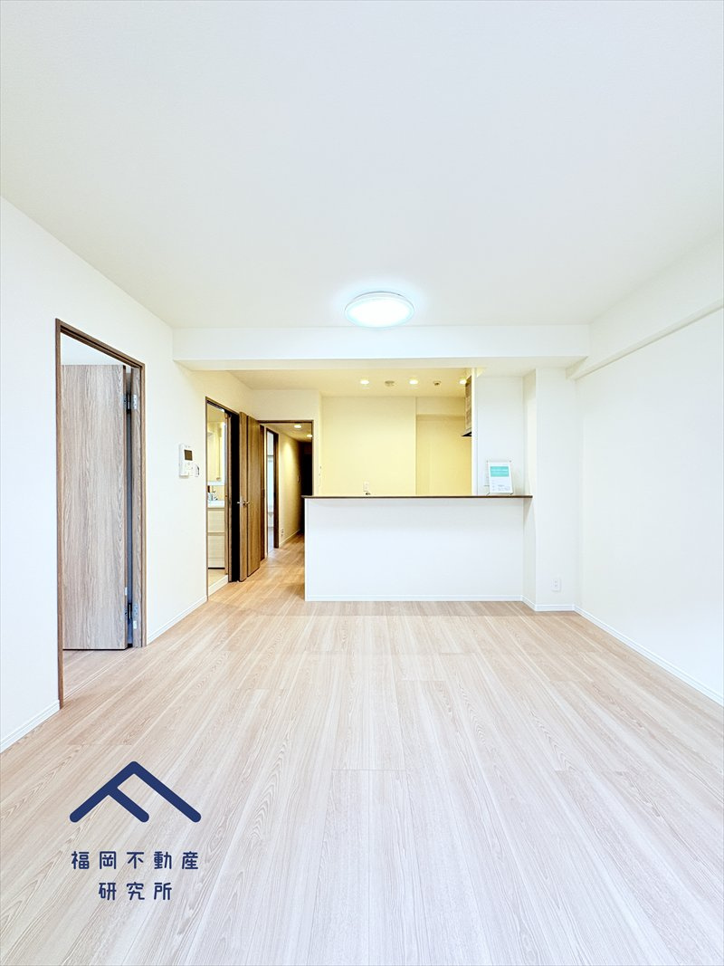 アンピール空港西