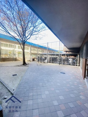 アンピール空港西の周辺