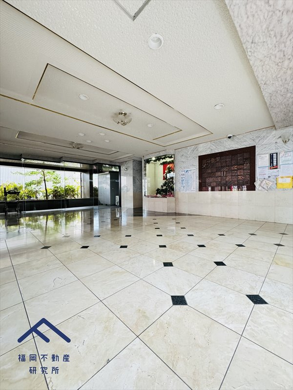 アンピール空港西の駐車場