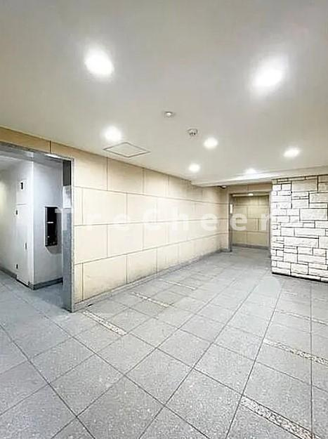 メインステージ御茶ノ水のエントランス