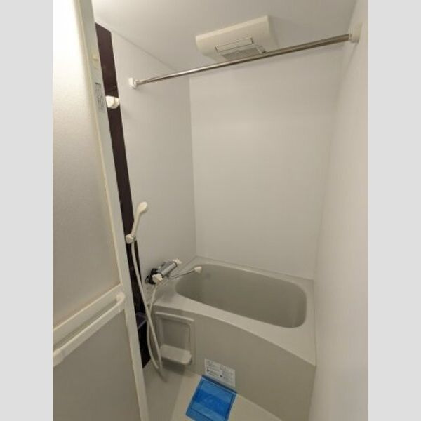 プラージュ外新町　名古屋市賃貸　仲介手数料無料の浴室