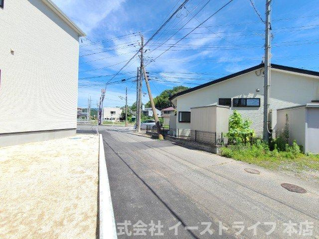 【新築戸建】【土日祝日オープンハウス開催中】　いわき市内郷内町第6　全2棟　ラスト1棟の前面道路含む現地写真|北東側4.0ｍ公道