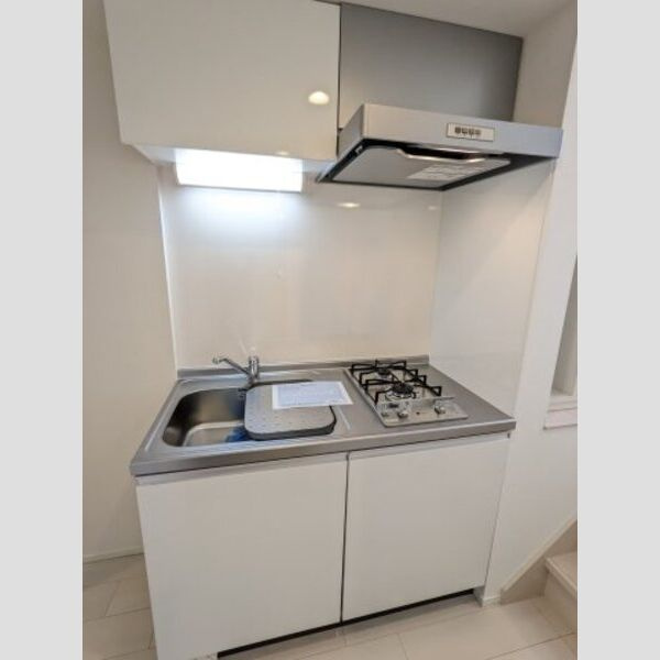 カーサルーチェ黄金　名古屋市賃貸　仲介手数料無料のキッチン