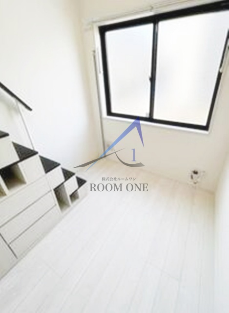 Ｍａｉｓｏｎ　Ｆｌｅｕｒ　氷川台の居間・リビング|洋室のお部屋です。