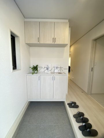所沢市山口・全3棟　新築未入居一戸建　1号棟の玄関