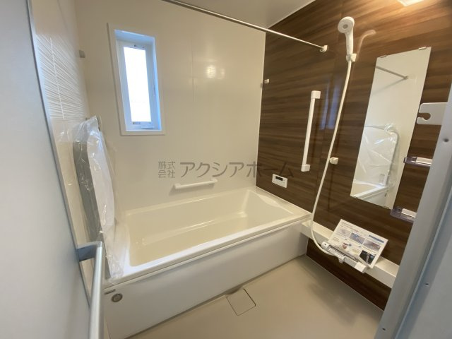 所沢市山口・全3棟　新築未入居一戸建　1号棟の浴室|ゆったり入れるユニットバス