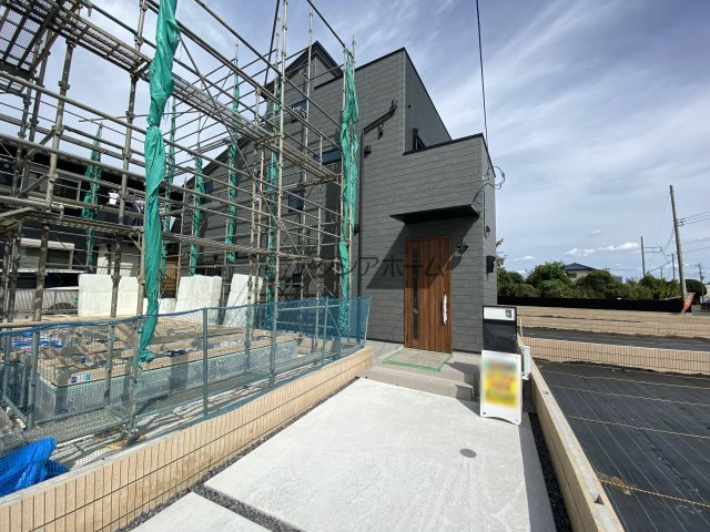 所沢市上新井2丁目・全1棟　新築一戸建　～リビング吹抜け～