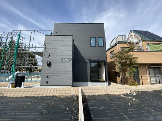 所沢市上新井2丁目・全1棟　新築一戸建　～リビング吹抜け～の外観