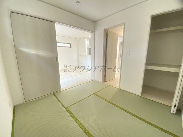 所沢市山口・全3棟　新築未入居一戸建　2号棟の和室|1F洋室4.5帖