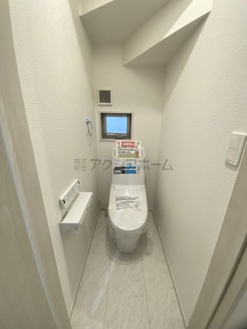 所沢市山口・全3棟　新築未入居一戸建て　2号棟のトイレ|1Fトイレ