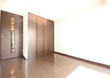 ヴェルト柿の木坂の居間・リビング