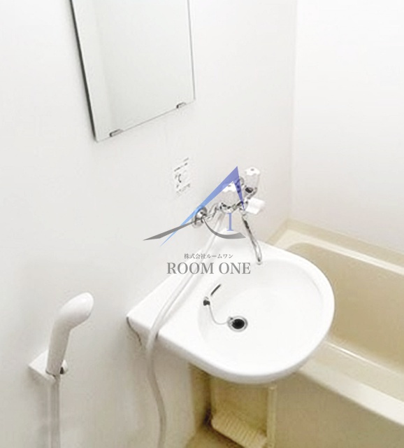 アビタシオン　サノの洗面所|洗面台です。