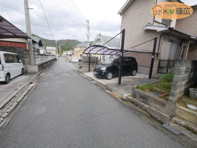 【前面道路含む現地写真】 | 高砂市阿弥陀町地徳　中古戸建