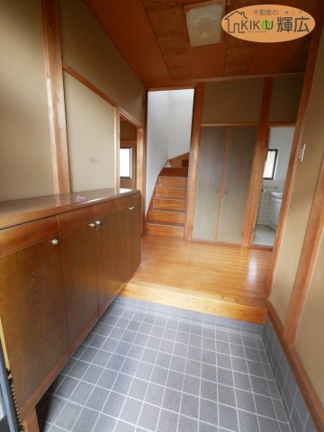 【玄関】 | 高砂市阿弥陀町地徳　中古戸建