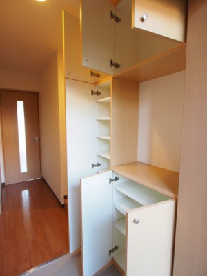 【設備】 | ヴィスタシア | シューズＢＯＸ