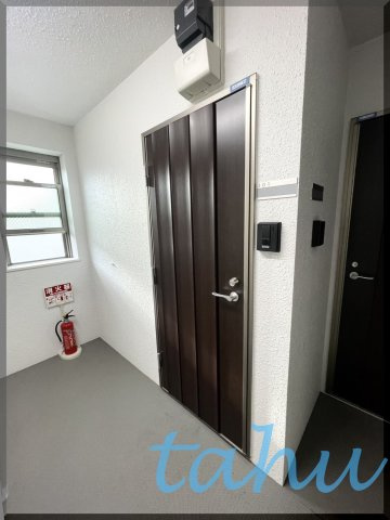 イル日暮里の玄関