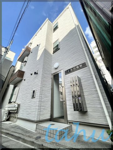 イル日暮里のエントランス