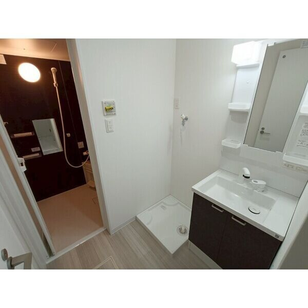 アート千里山月が丘の洗面所