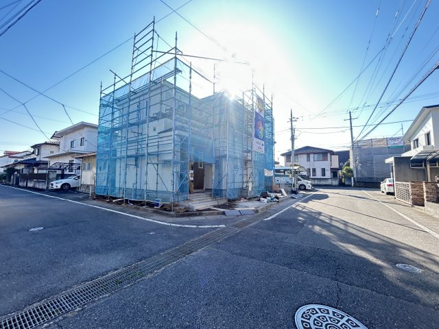 新築　前橋市箱田町　Heartful　Town　１号棟の前面道路含む現地写真|現地写真　西側接道幅員約6.9ｍ　北側接道幅員約4.9ｍ
