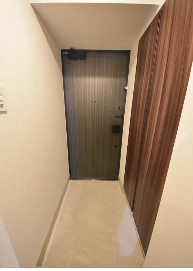 アジュールテラス日本橋浜町の玄関